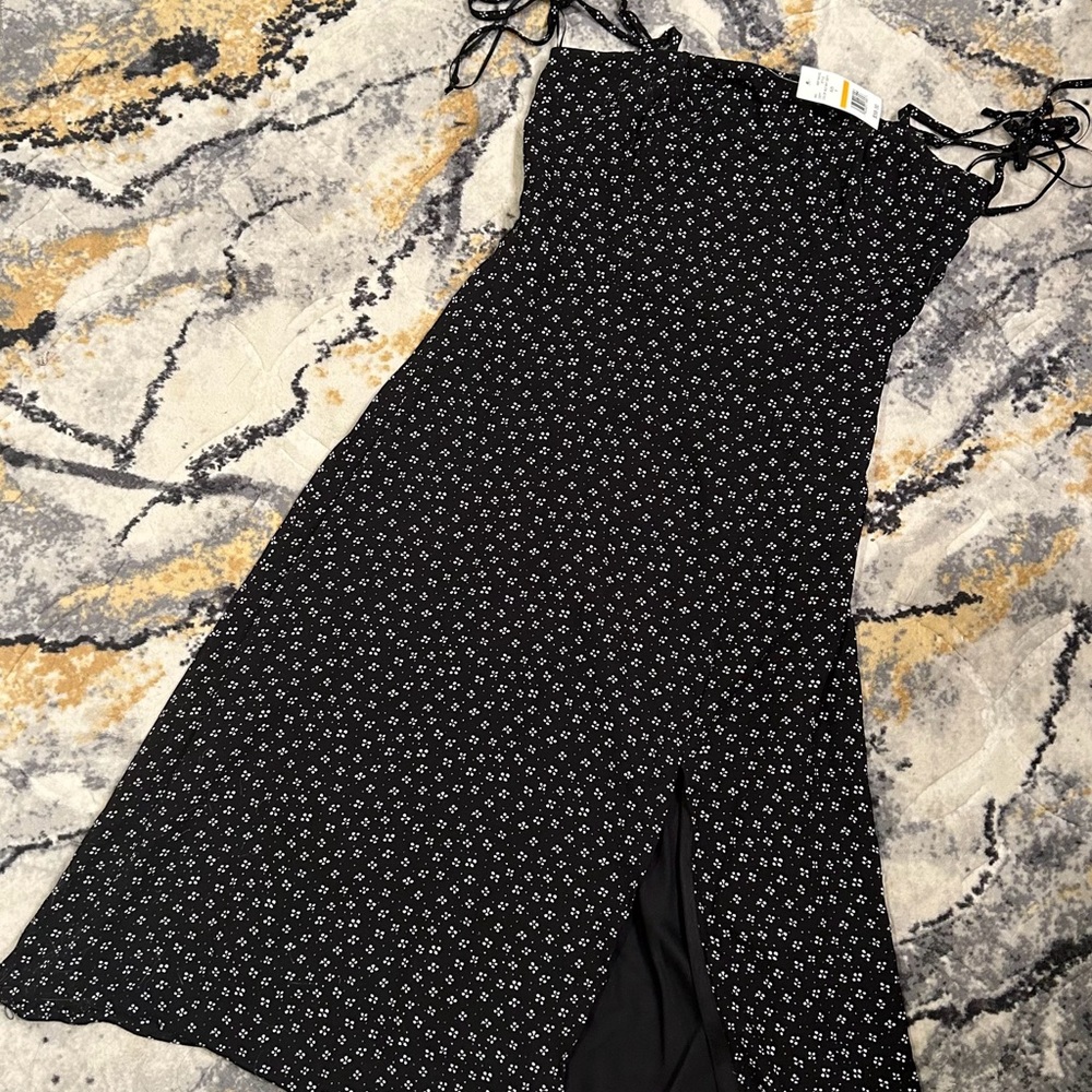 NWT Black and while mini flowers Dress!